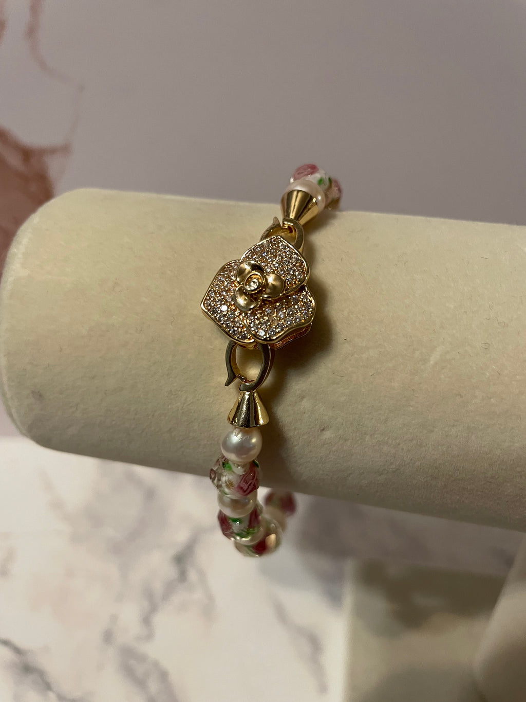 Delicate Rose Pearl Bracelet