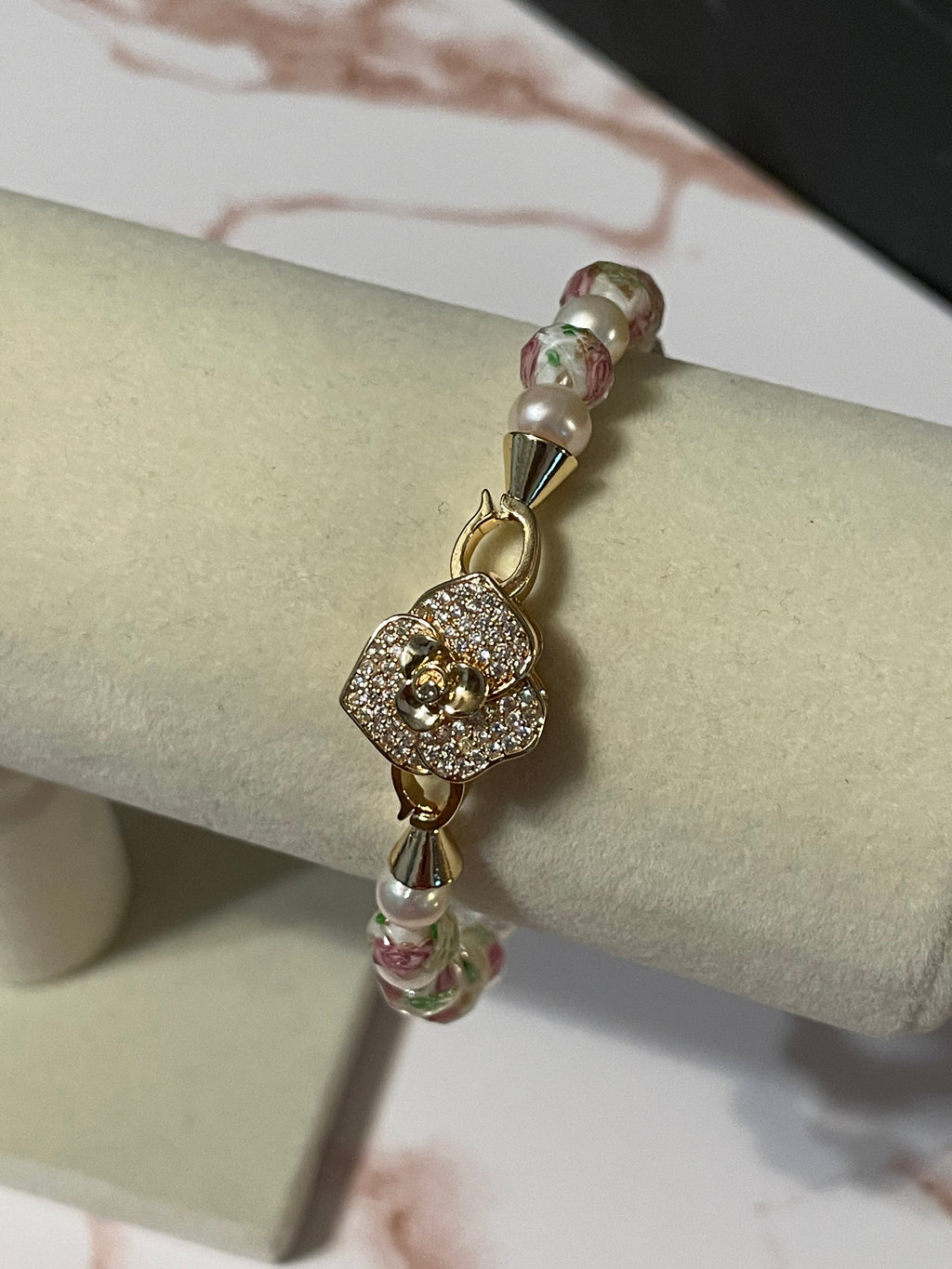 Delicate Rose Pearl Bracelet