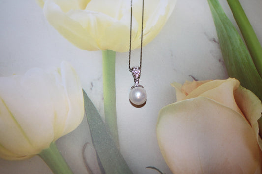 Edison Pearl Flower Pendant