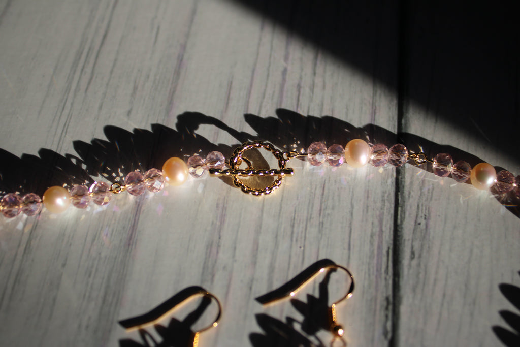 toggle clasp and fishhook part of earrings for necklace set