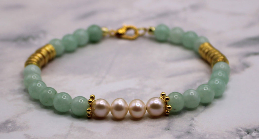 Burmese Jade and Pearl Bracelet