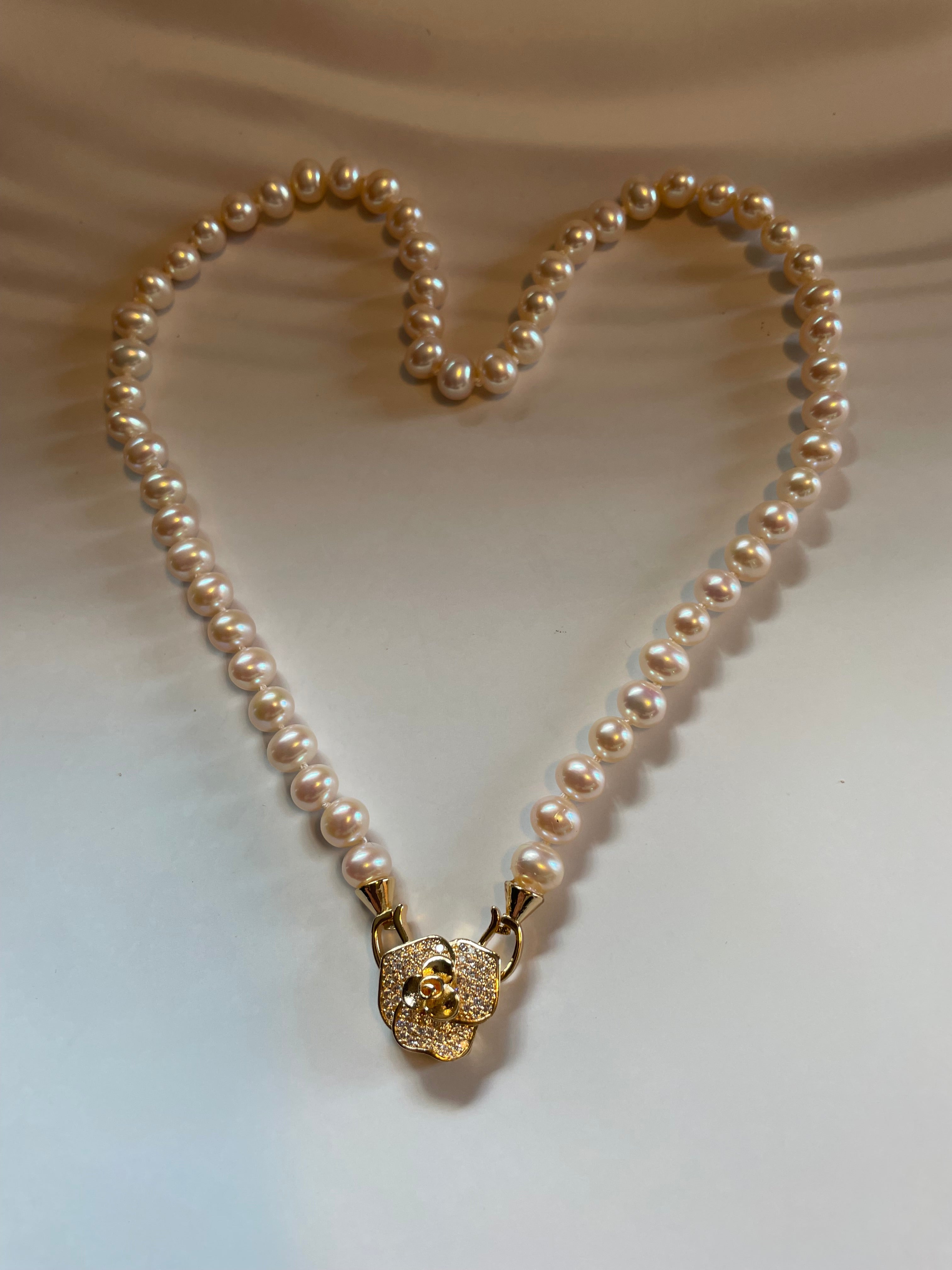 Classic Pearl Necklace