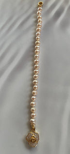 freshwater pearl bracelet hand-knotted 7.5 inches in length