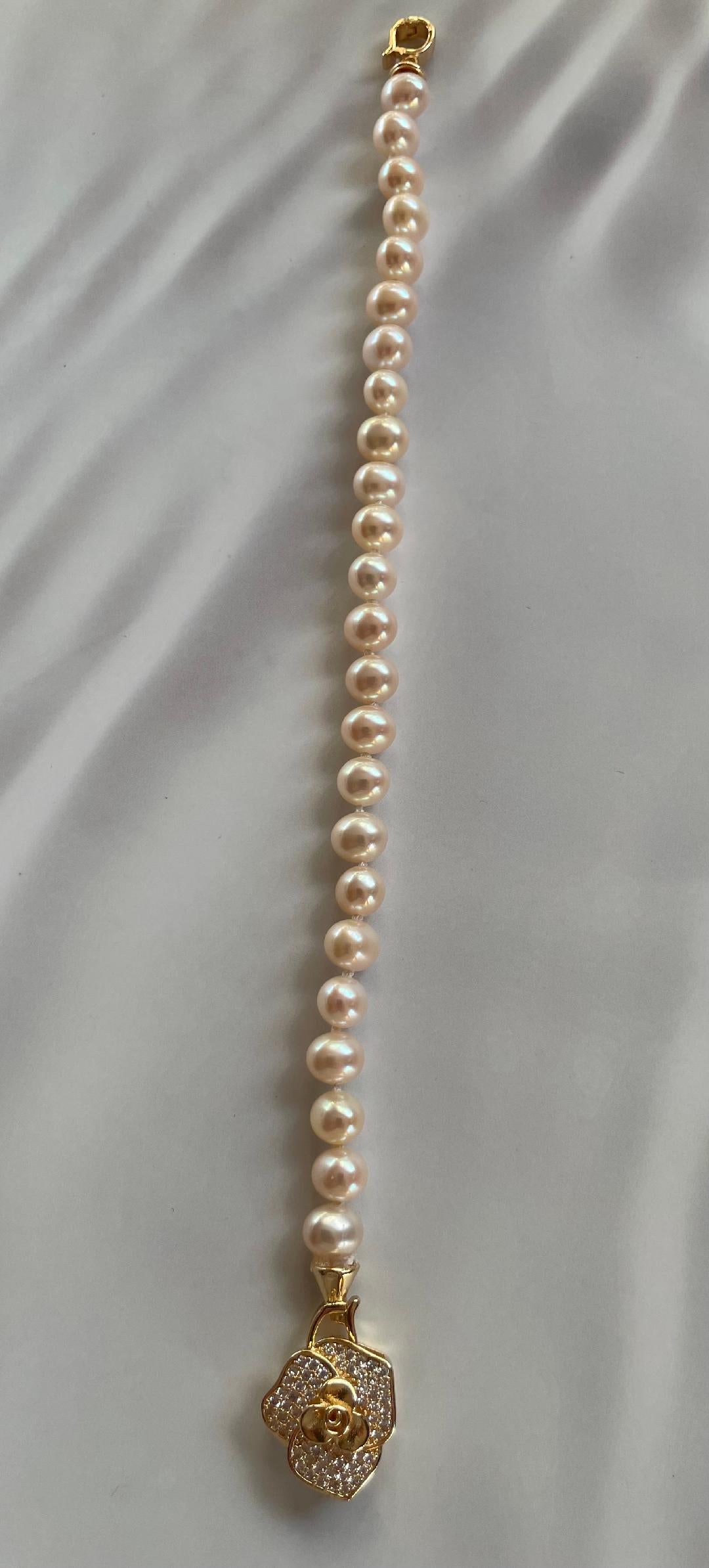 freshwater pearl bracelet hand-knotted 7.5 inches in length