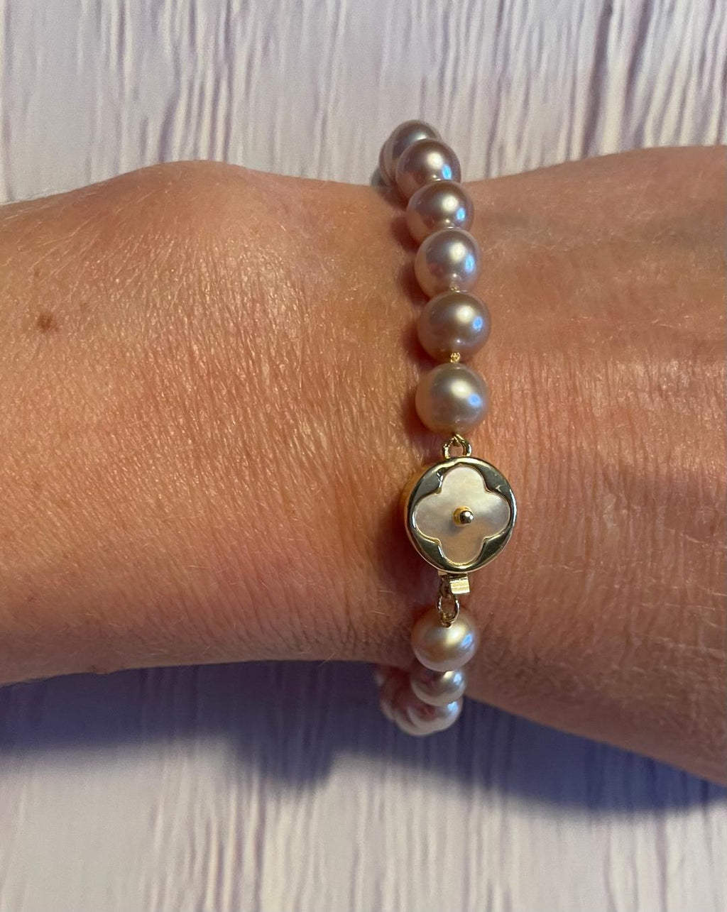 Lavender Freshwater Pearl Bracelet